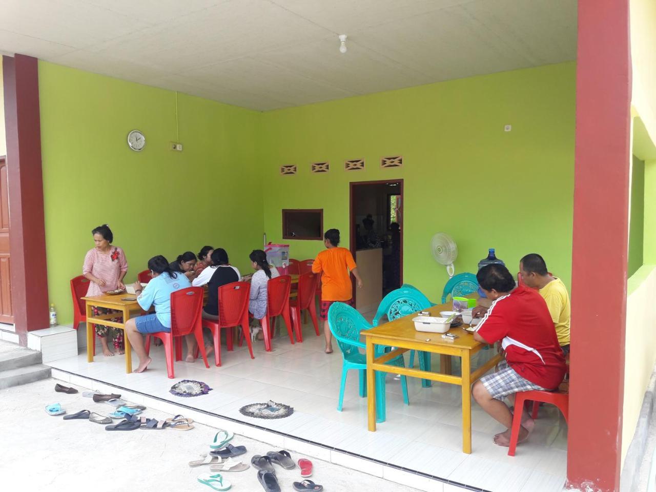 Penginapan Asidik Bira Exterior foto